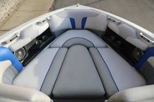 2016 Malibu Boats Wakesetter VTX for sale in Highland, Michigan