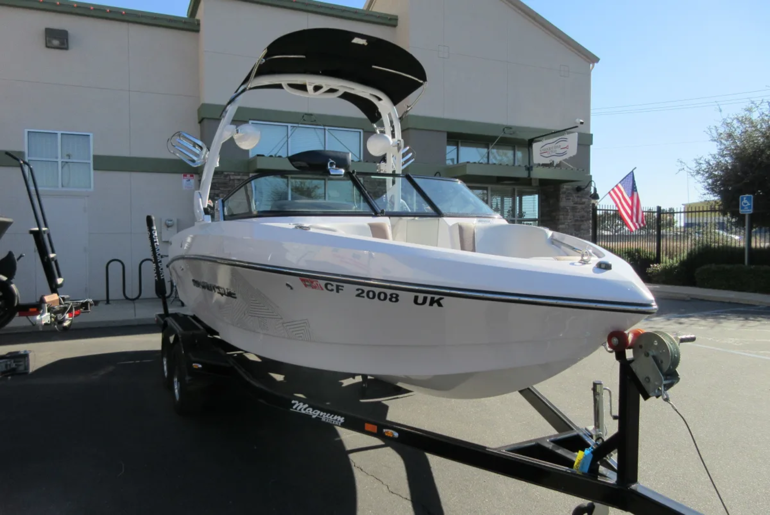 2011 Nautique Sport 216v