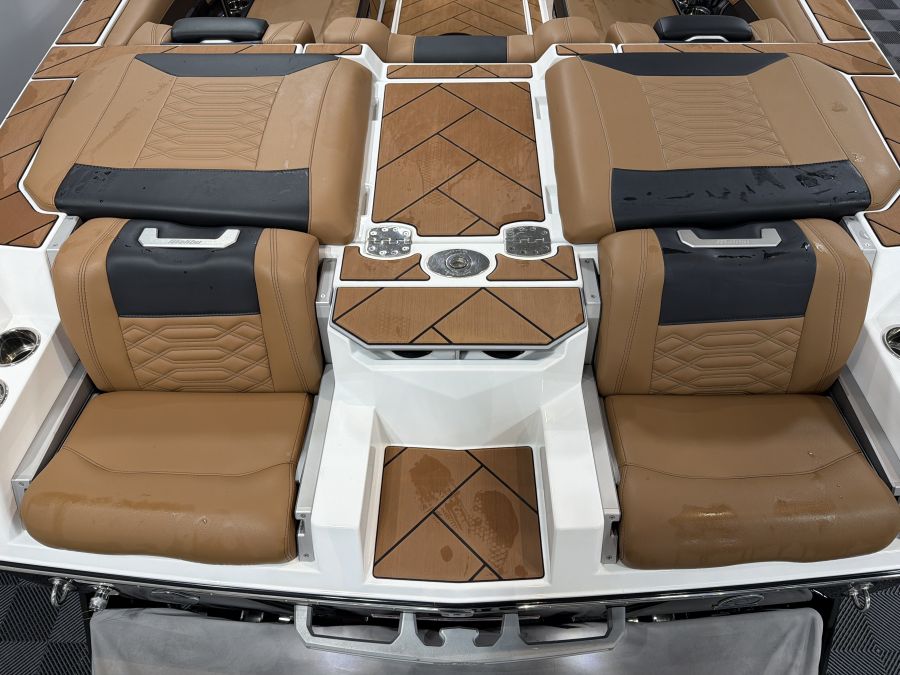 2025-malibu-wakesetter-26-lsv-137042-image7