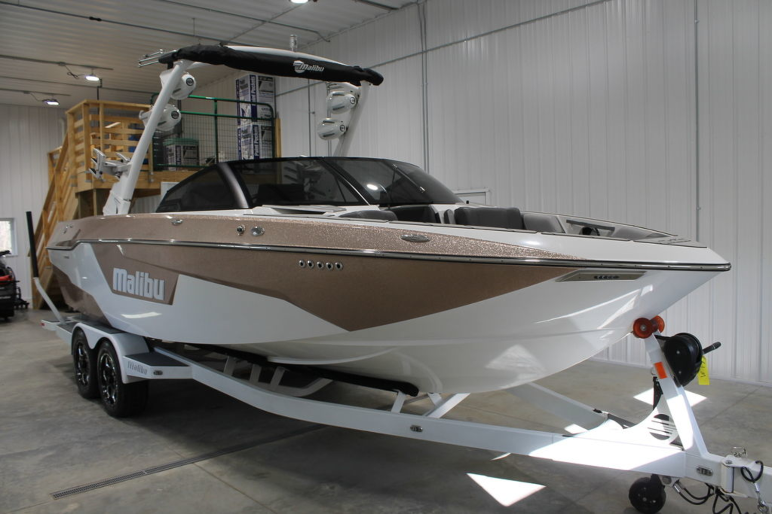 2021 Malibu Boats Wakesetter 25 LSV for sale in Coldwater, Michigan