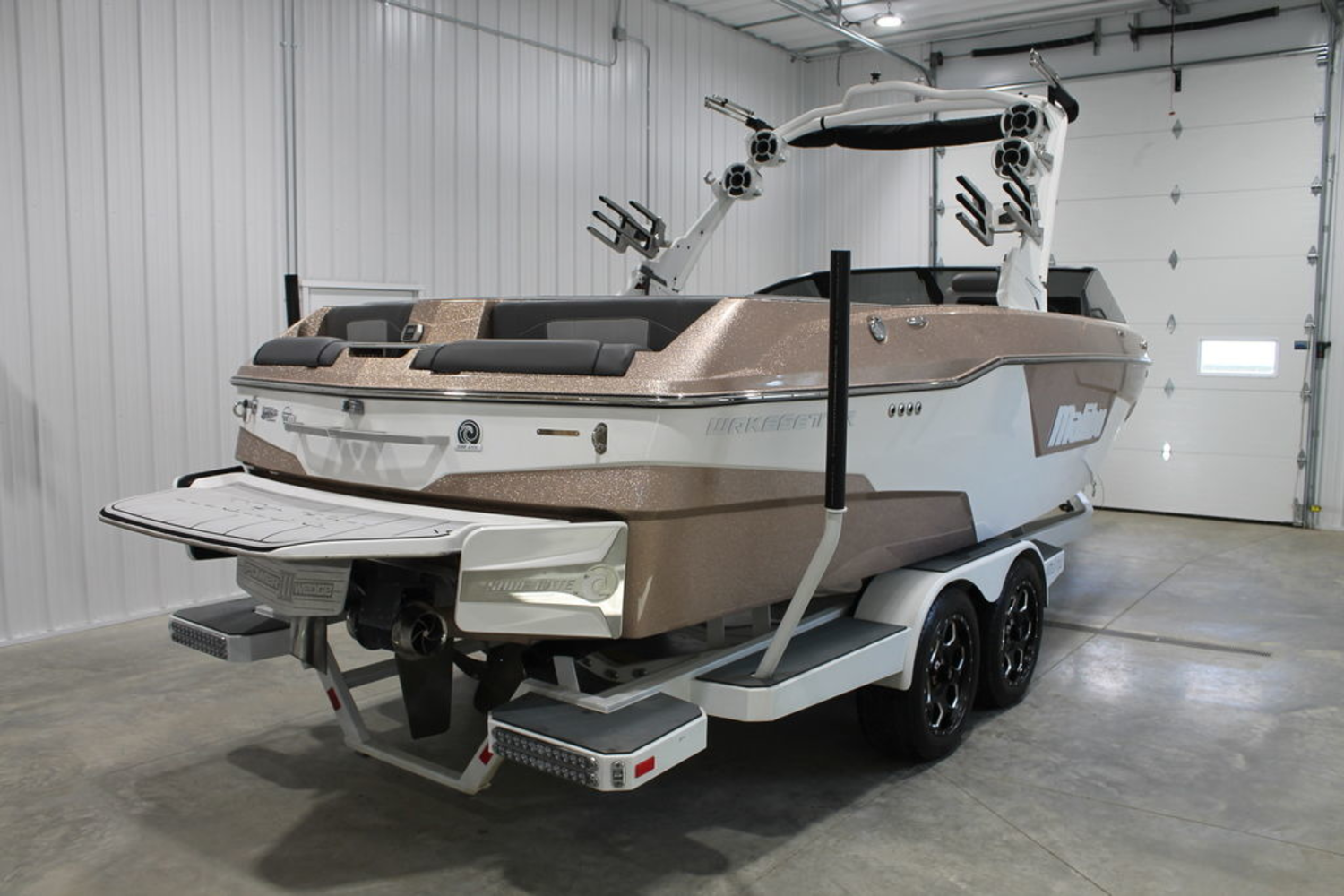 2021 Malibu Boats Wakesetter 25 LSV for sale in Coldwater, Michigan