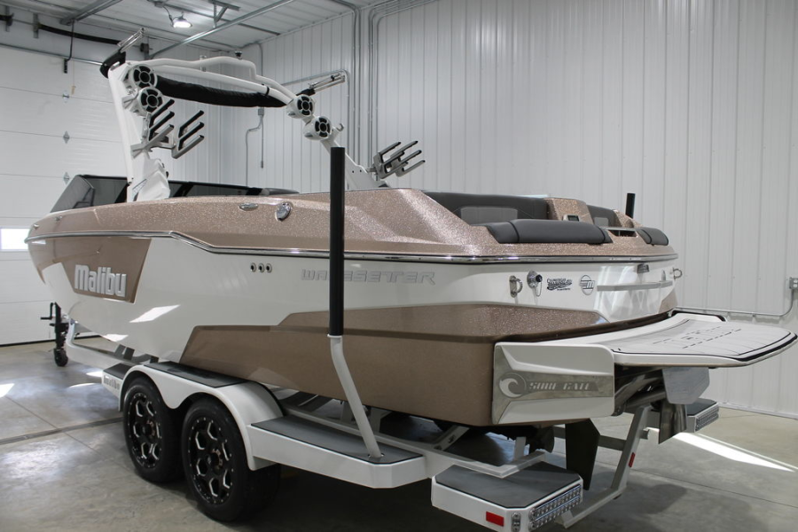 2021 Malibu Boats Wakesetter 25 LSV for sale in Coldwater, Michigan