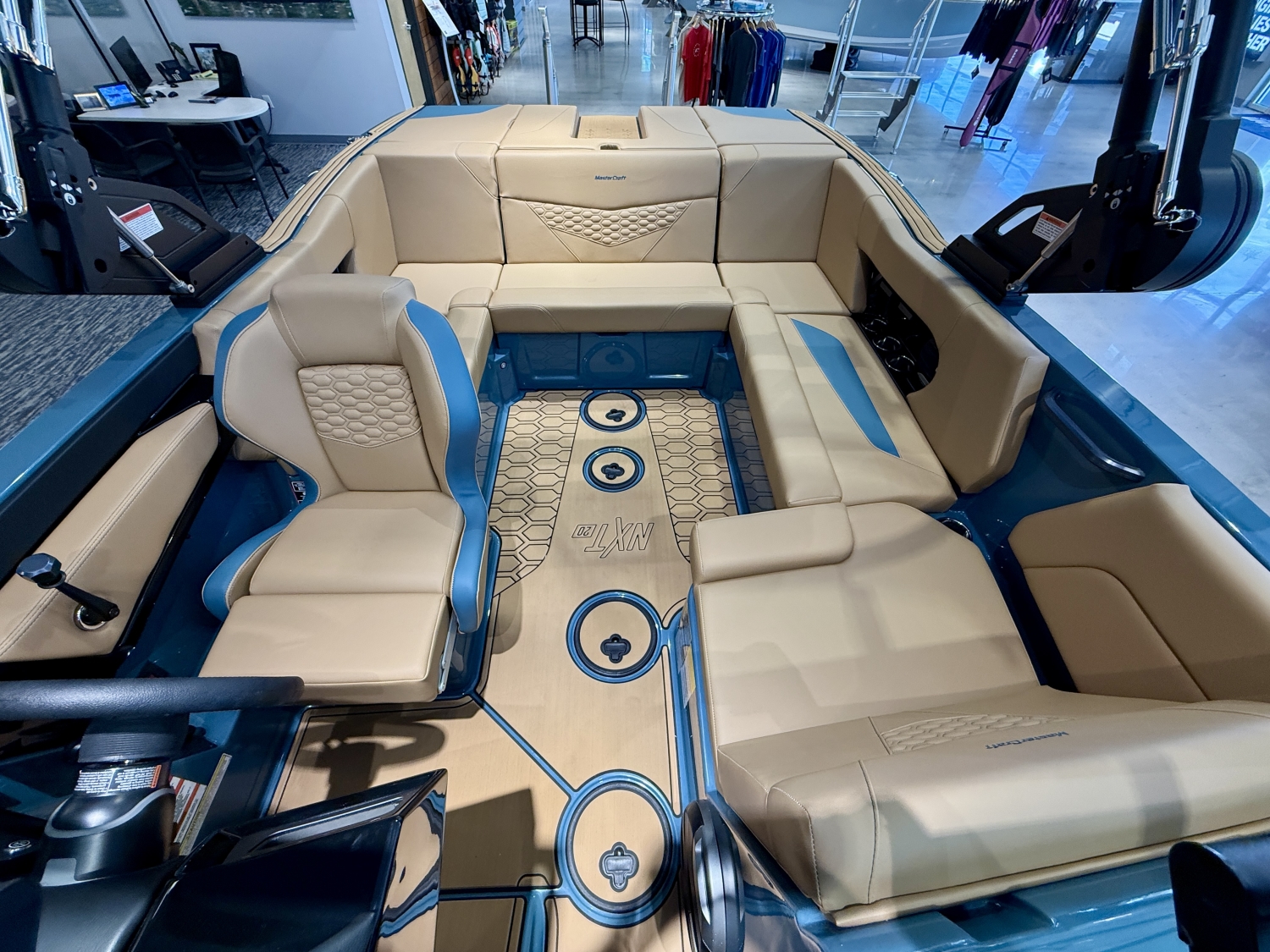 2026 MasterCraft NXT20
