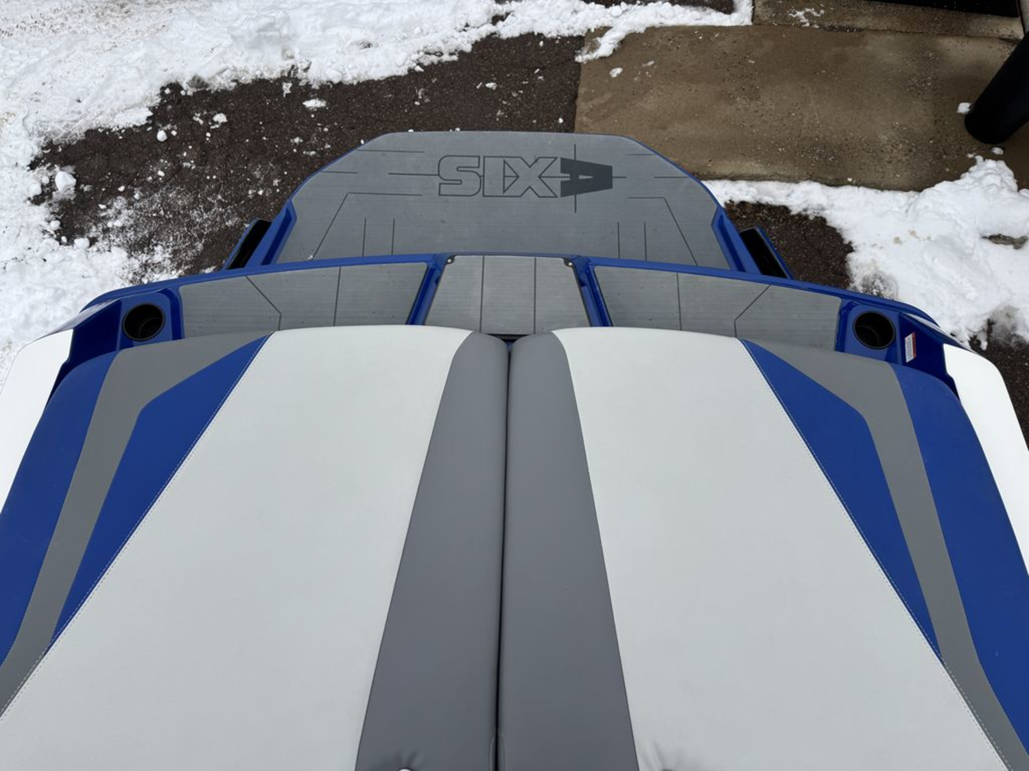 2021 Axis Wake Research T22