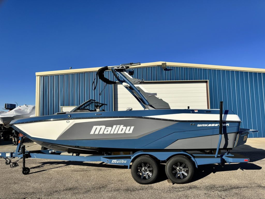 2026 Malibu Boats 21 LX for sale in Wichita, Kansas