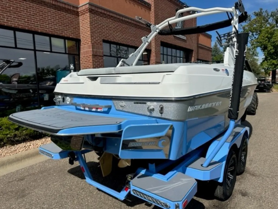 2025 Malibu Boats Wakesetter VTX for sale in Baxter, Minnesota