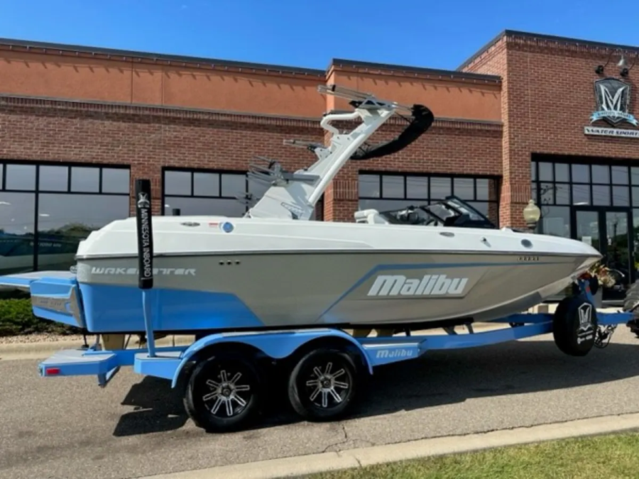 2025 Malibu Boats Wakesetter VTX for sale in Baxter, Minnesota
