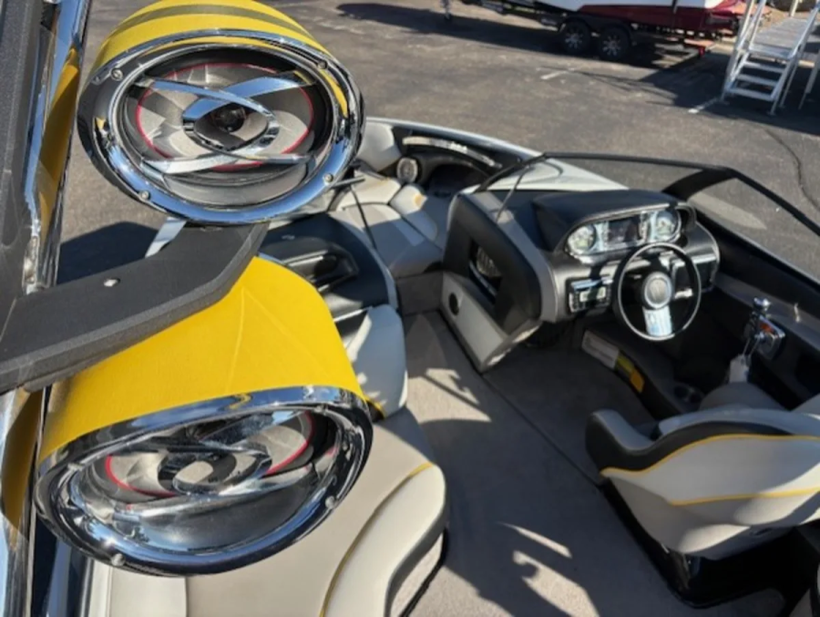 2014 Malibu Boats Wakesetter VLX for sale in Baxter, Minnesota