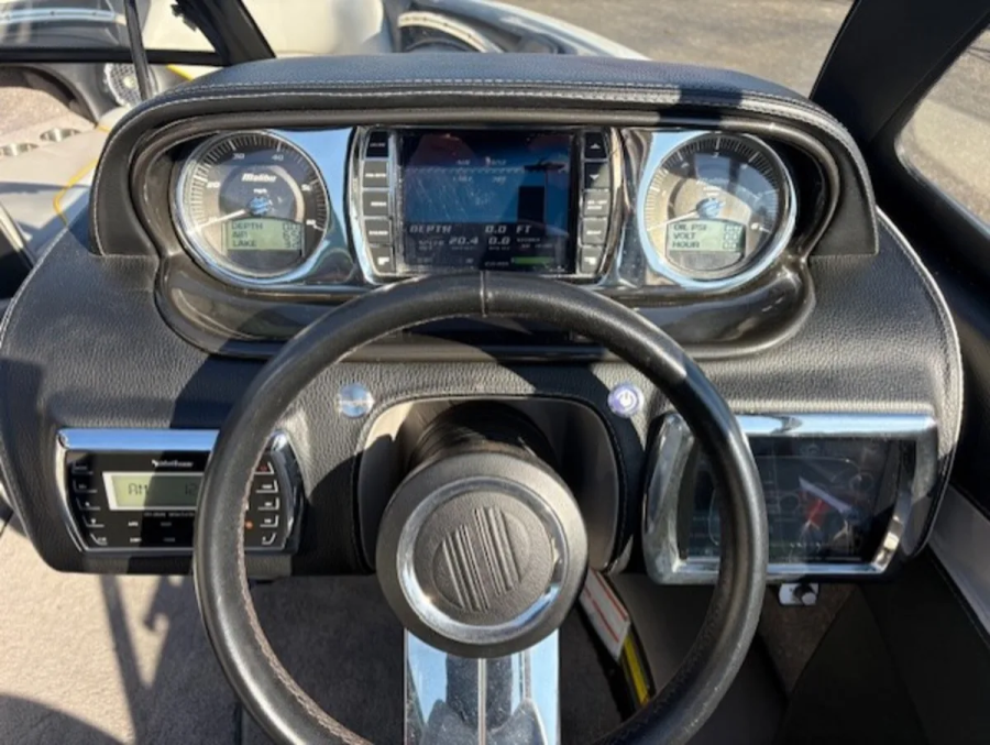 2014 Malibu Boats Wakesetter VLX for sale in Baxter, Minnesota