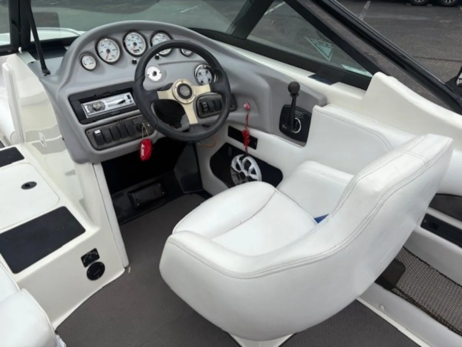 2001 Centurion Boats Air Warrior for sale in Baxter, Minnesota