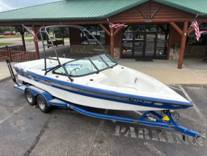 2001 Centurion Boats Air Warrior for sale in Baxter, Minnesota