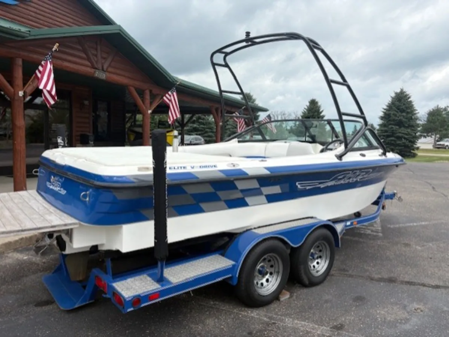 2001 Centurion Boats Air Warrior for sale in Baxter, Minnesota