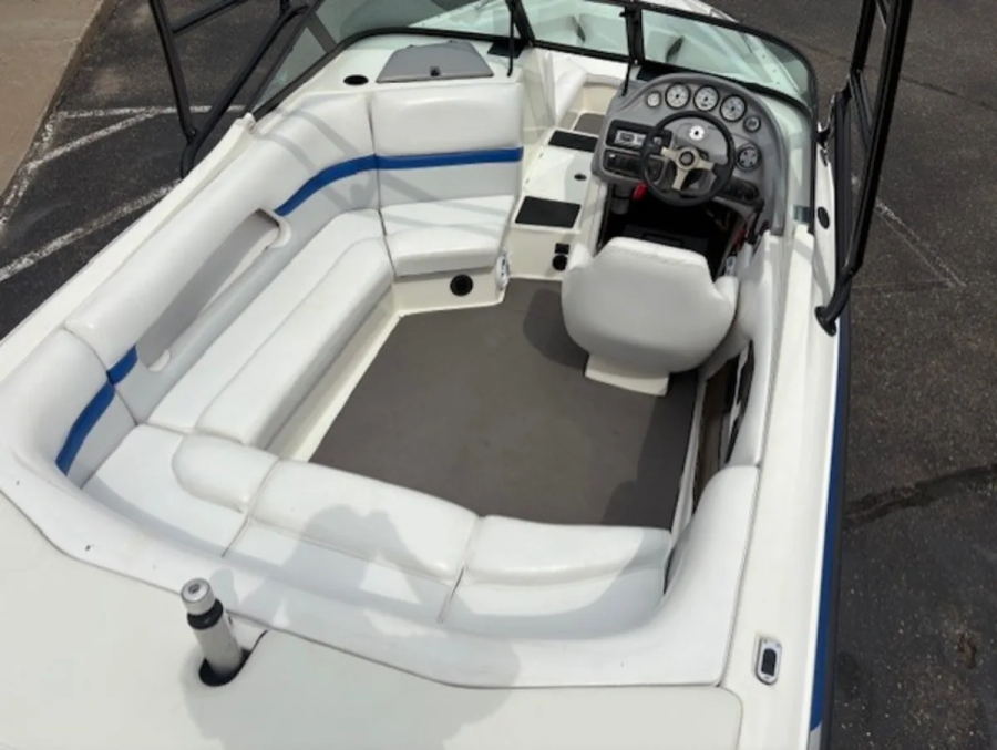 2001 Centurion Boats Air Warrior for sale in Baxter, Minnesota