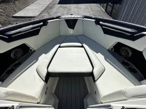2026-nautique-s23-136944-image17