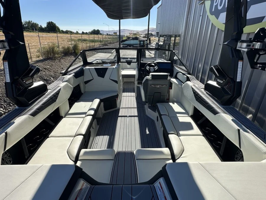 2026-nautique-s23-136944-image9