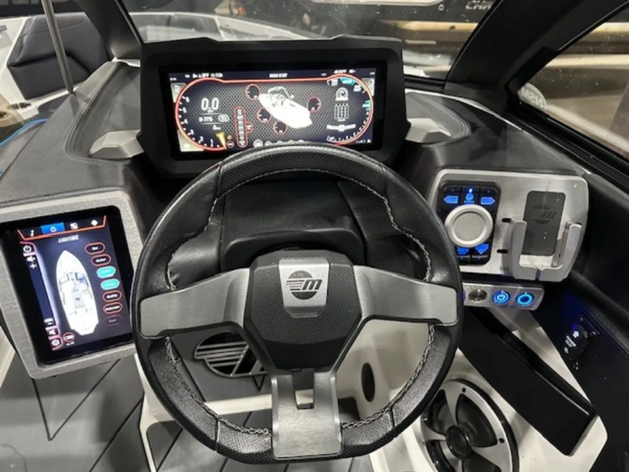 2021 Malibu Boats Wakesetter 25 LSV for sale in Excelsior, Minnesota