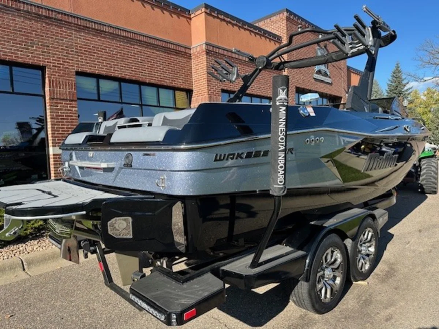 2024 Malibu 23 LSV -S5242