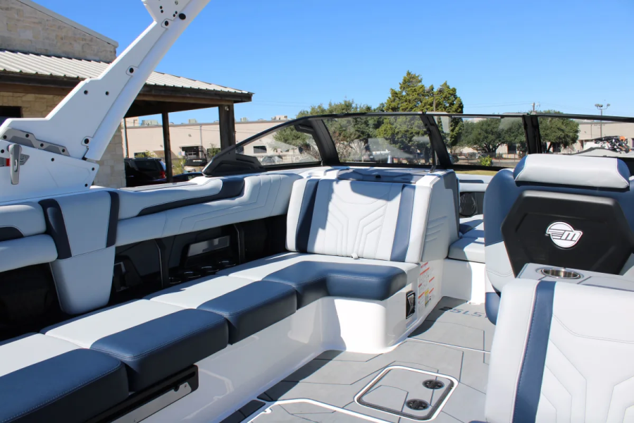 2025 Malibu Boats Wakesetter 25 LSV for sale in Austin, Texas