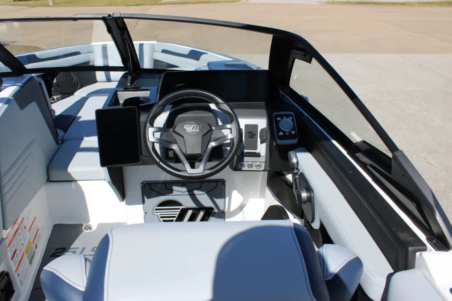 2025 Malibu Boats Wakesetter 25 LSV for sale in Austin, Texas