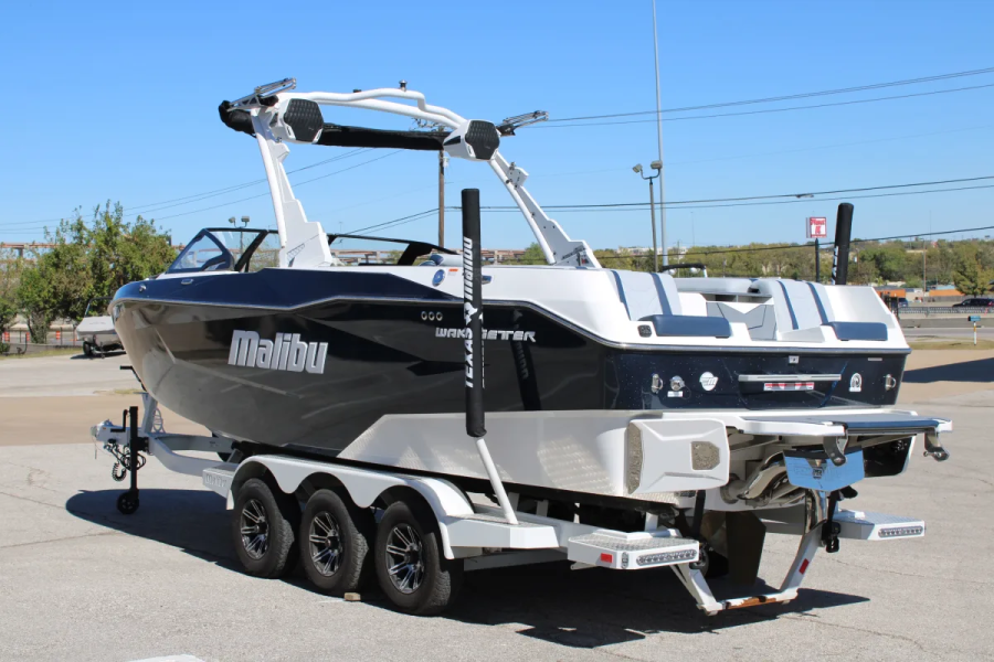 2025 Malibu Boats Wakesetter 25 LSV for sale in Austin, Texas