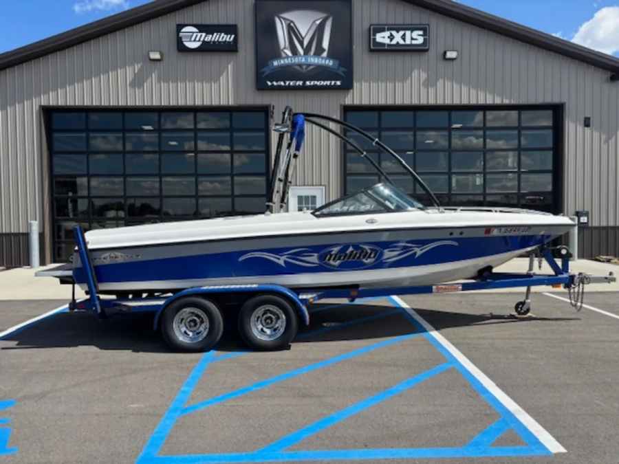 2003 Malibu Boats Wakesetter XTi for sale in Detroit Lakes, Minnesota