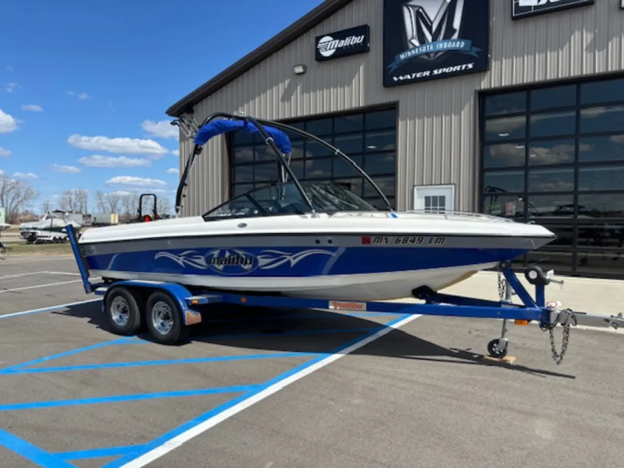 2003 Malibu Boats Wakesetter XTi for sale in Detroit Lakes, Minnesota