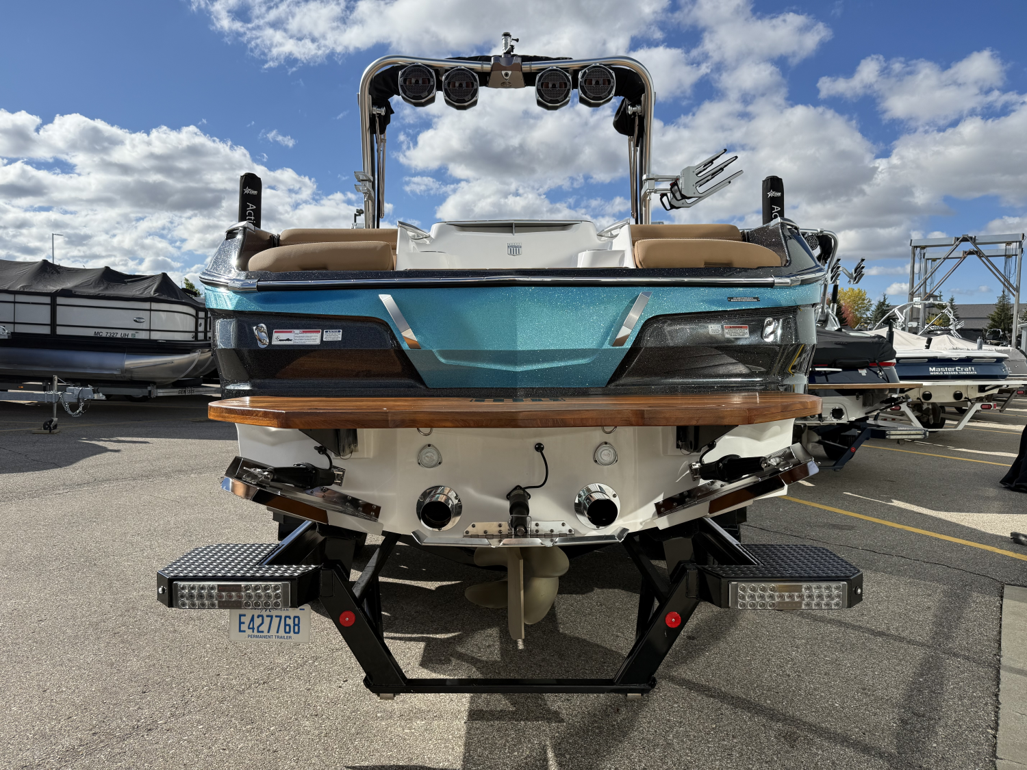 2021 MasterCraft X24