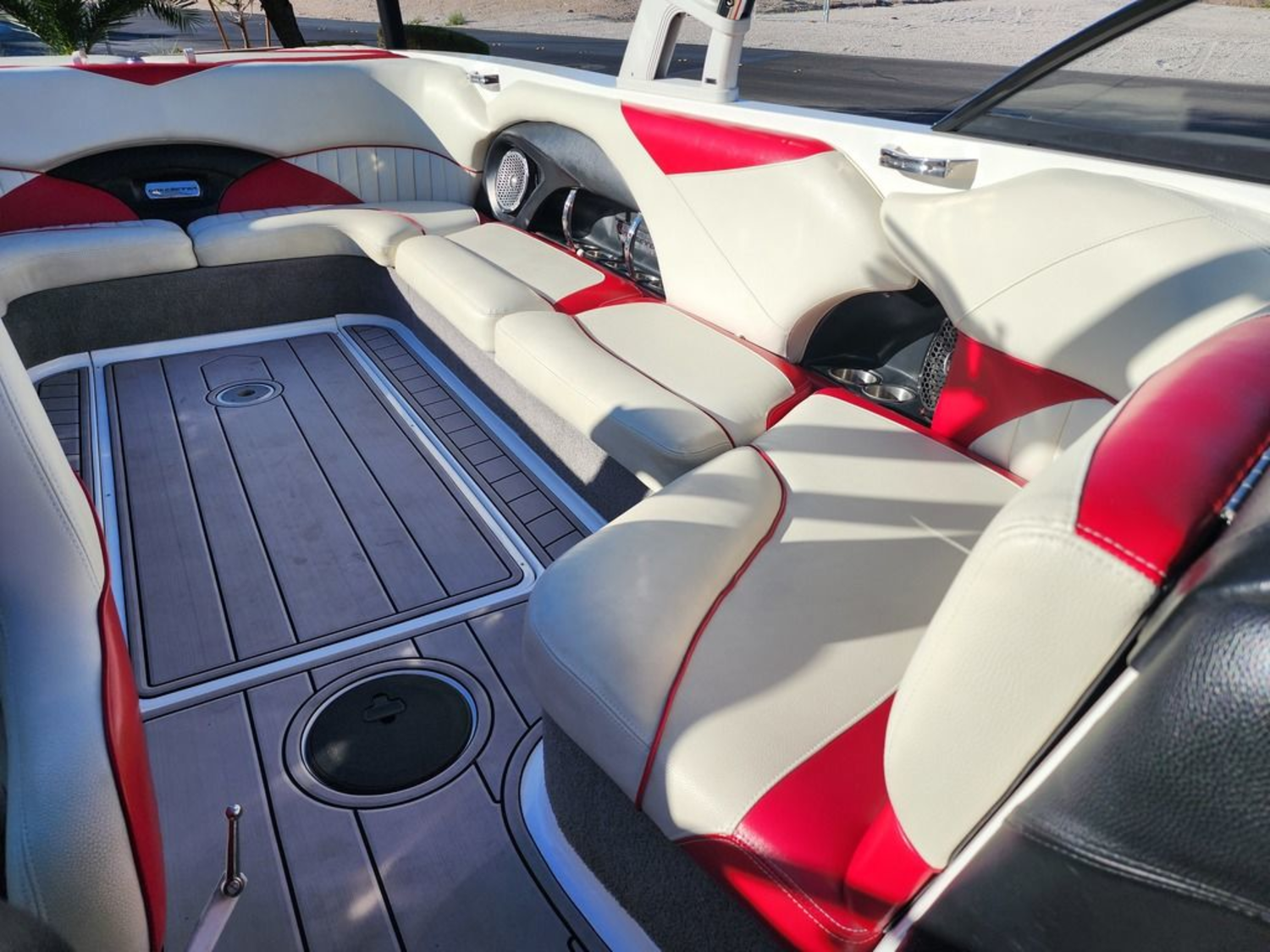 2014 Malibu Boats Wakesetter 247 LSV