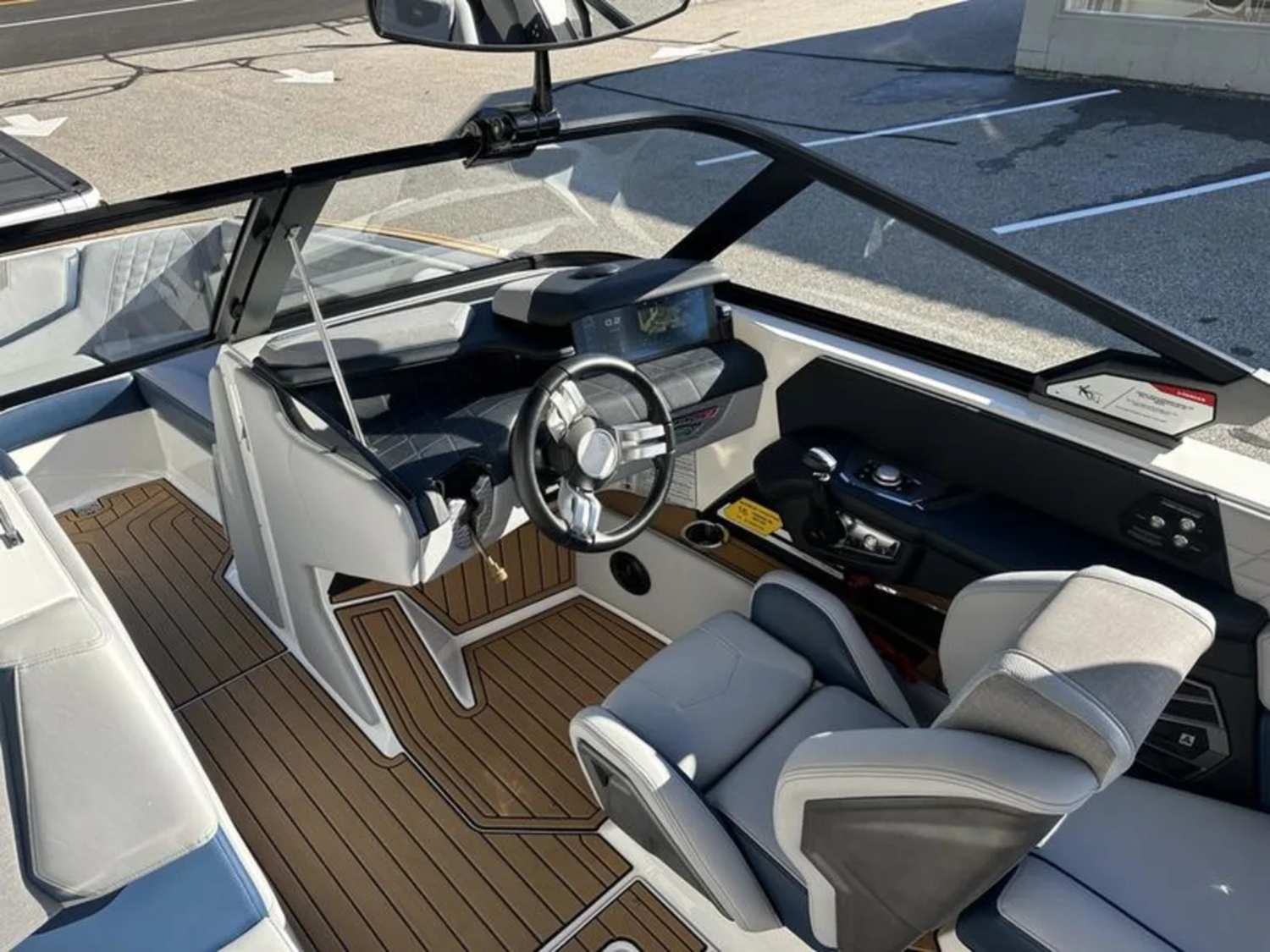 2022 Nautique G23