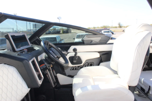 2021 Malibu Boats M240 for sale in New Braunfels, Texas