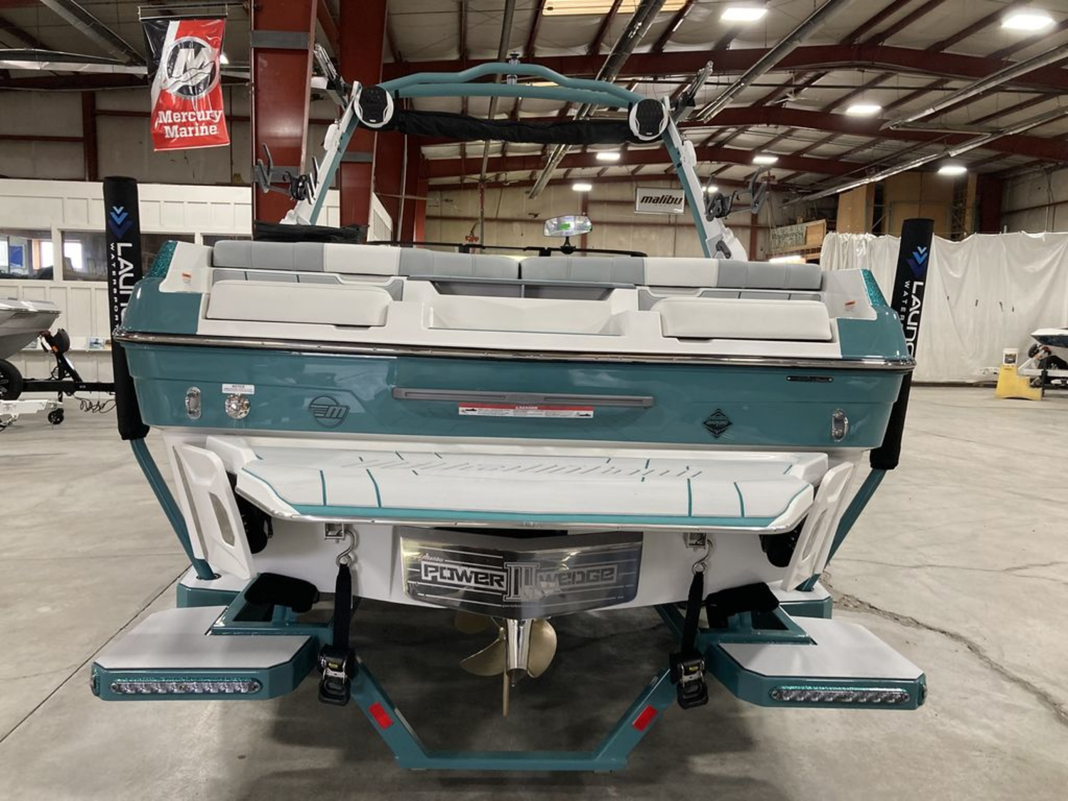 2026 Malibu Boats 21 LX