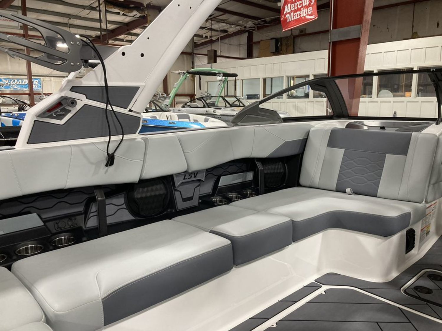 2026 Malibu Boats 23 LSV