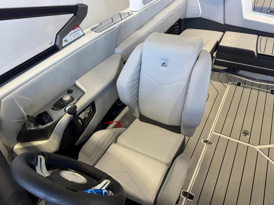 2026-nautique-g23-113922-image21