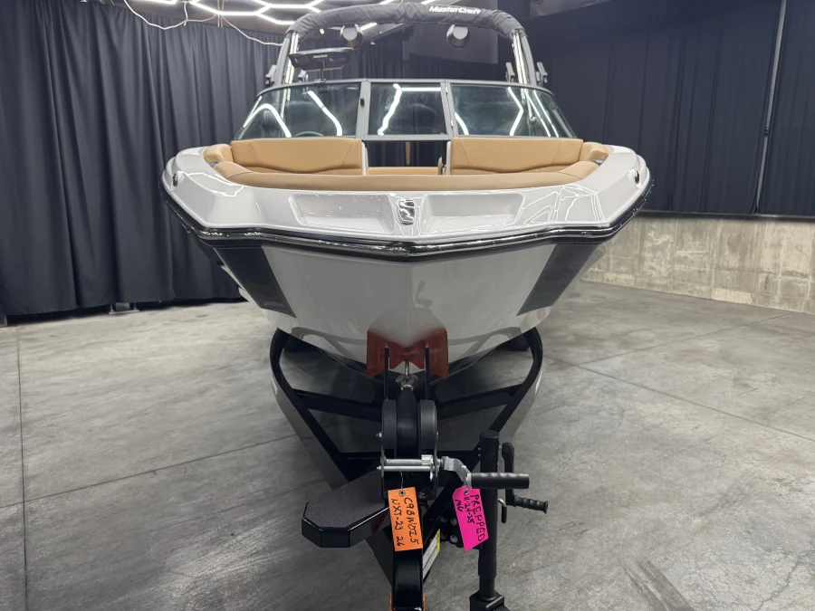 2026-mastercraft-nxt23-114019-image24