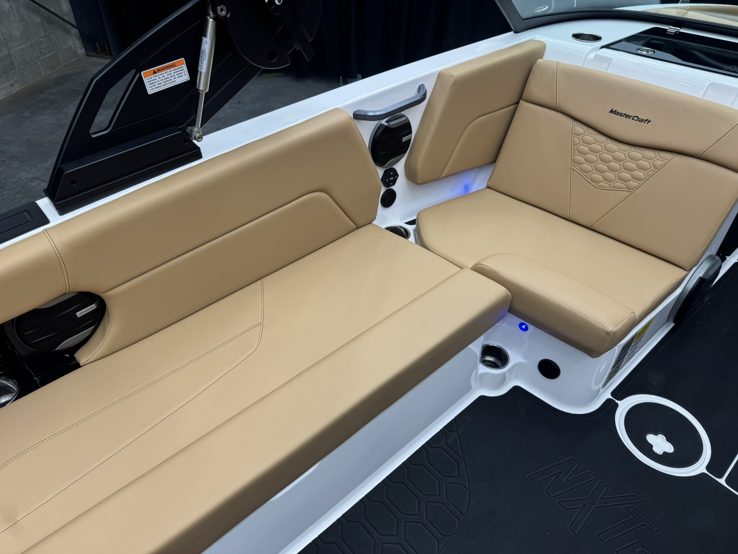 2026 MasterCraft NXT23