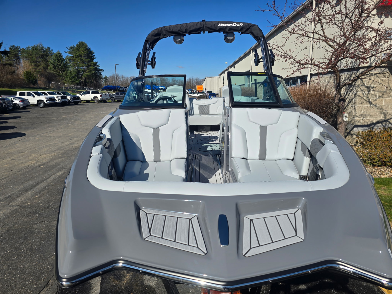 2026 MasterCraft XT24