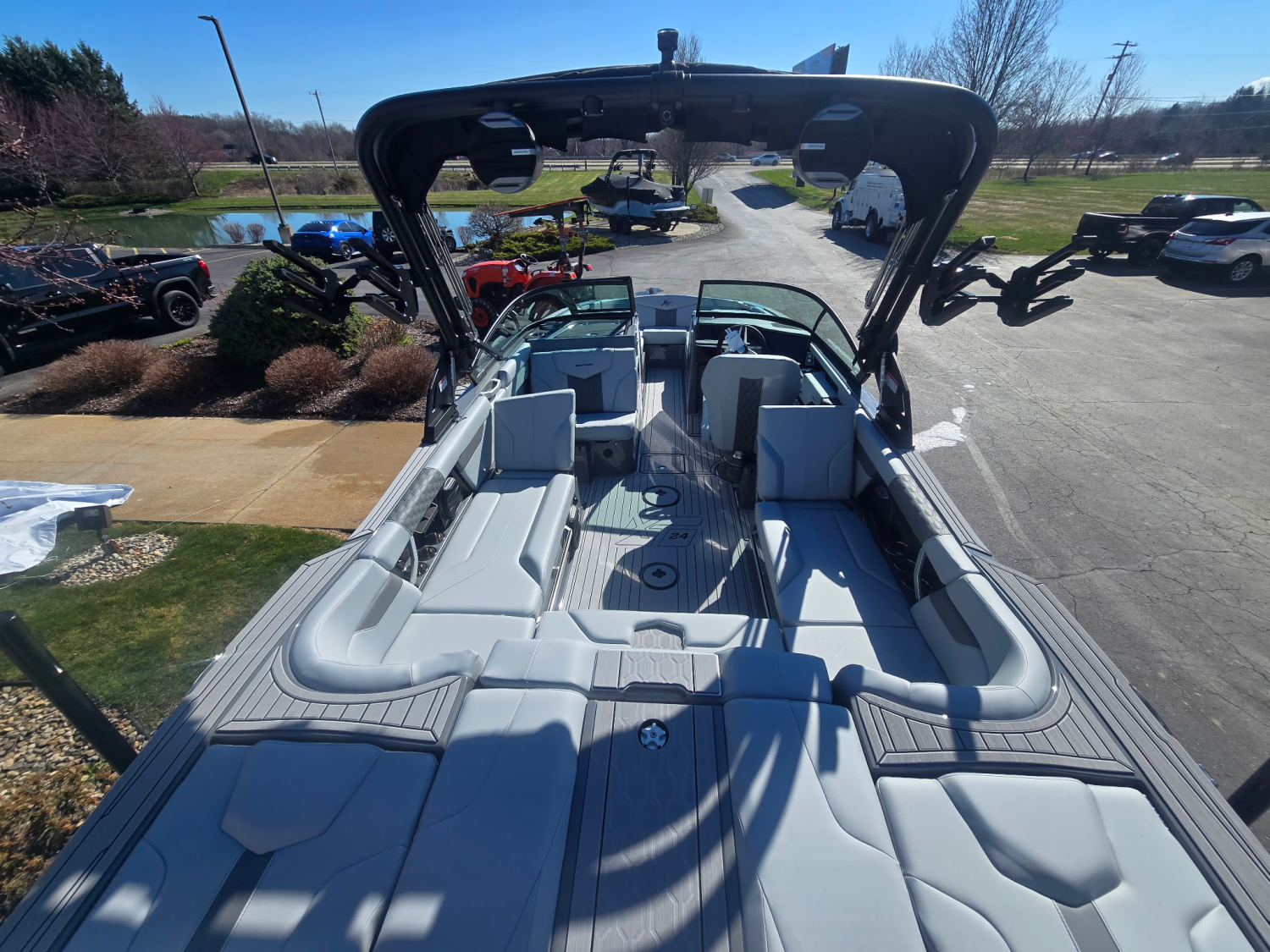 2026 MasterCraft XT24