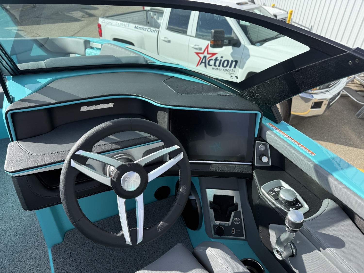 2026 MasterCraft XT22