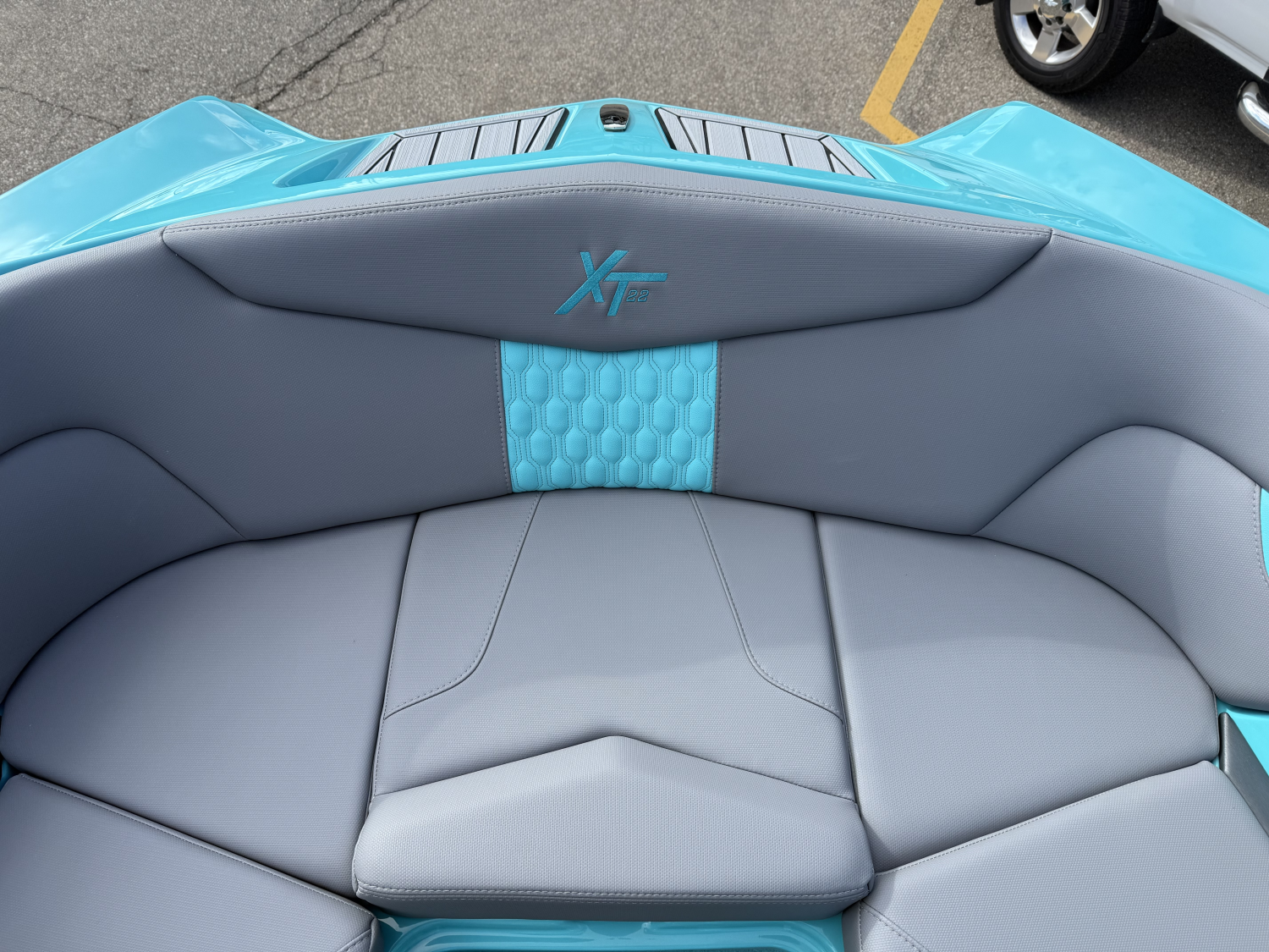 2026 MasterCraft XT22