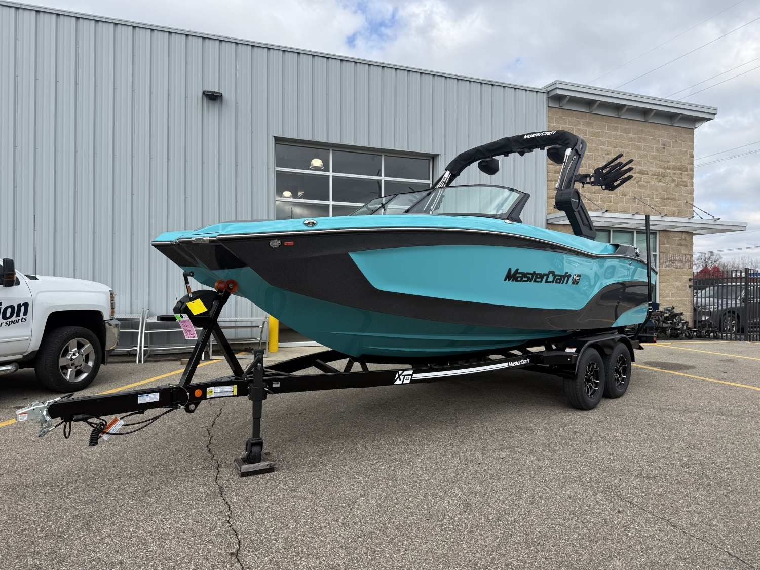 2026 MasterCraft XT22