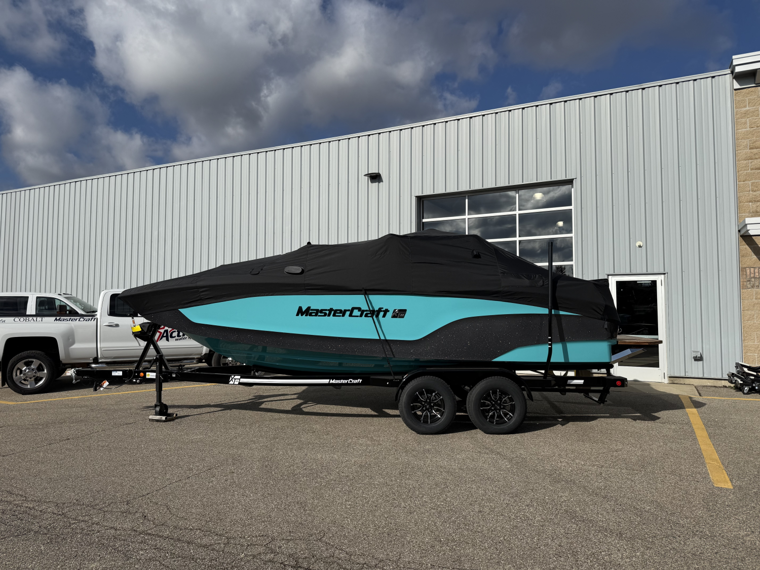 2026 MasterCraft XT22