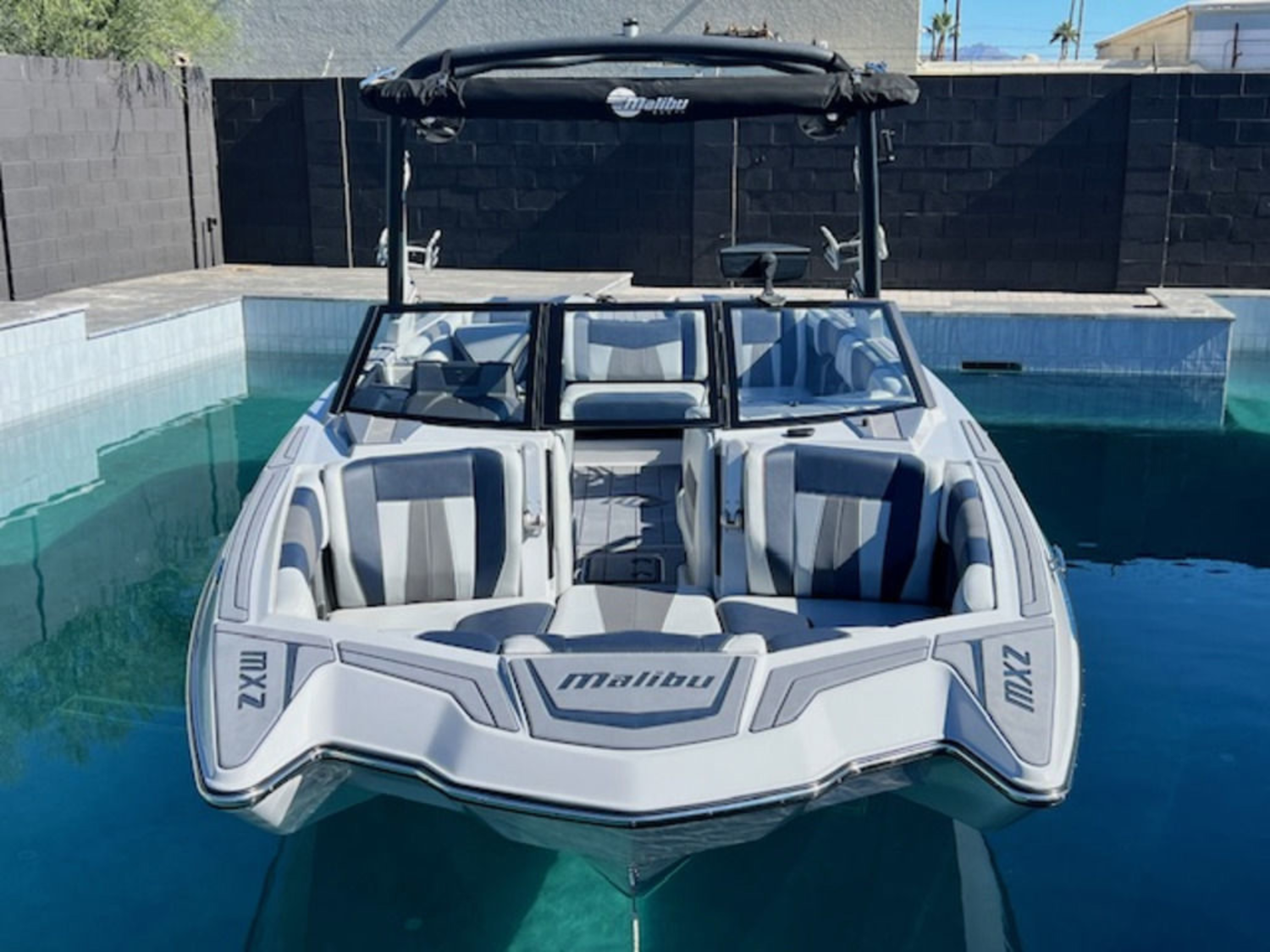2022 Malibu Boats 24 MXZ