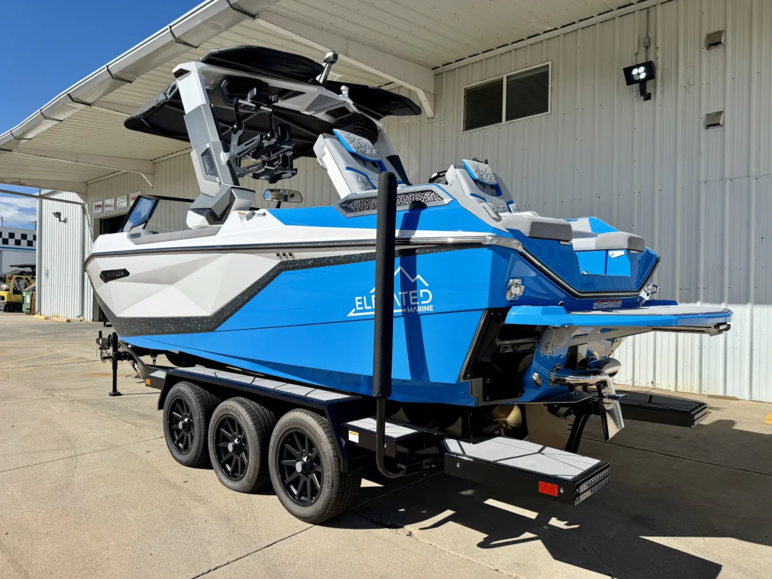 2026 Super Air Nautique P23