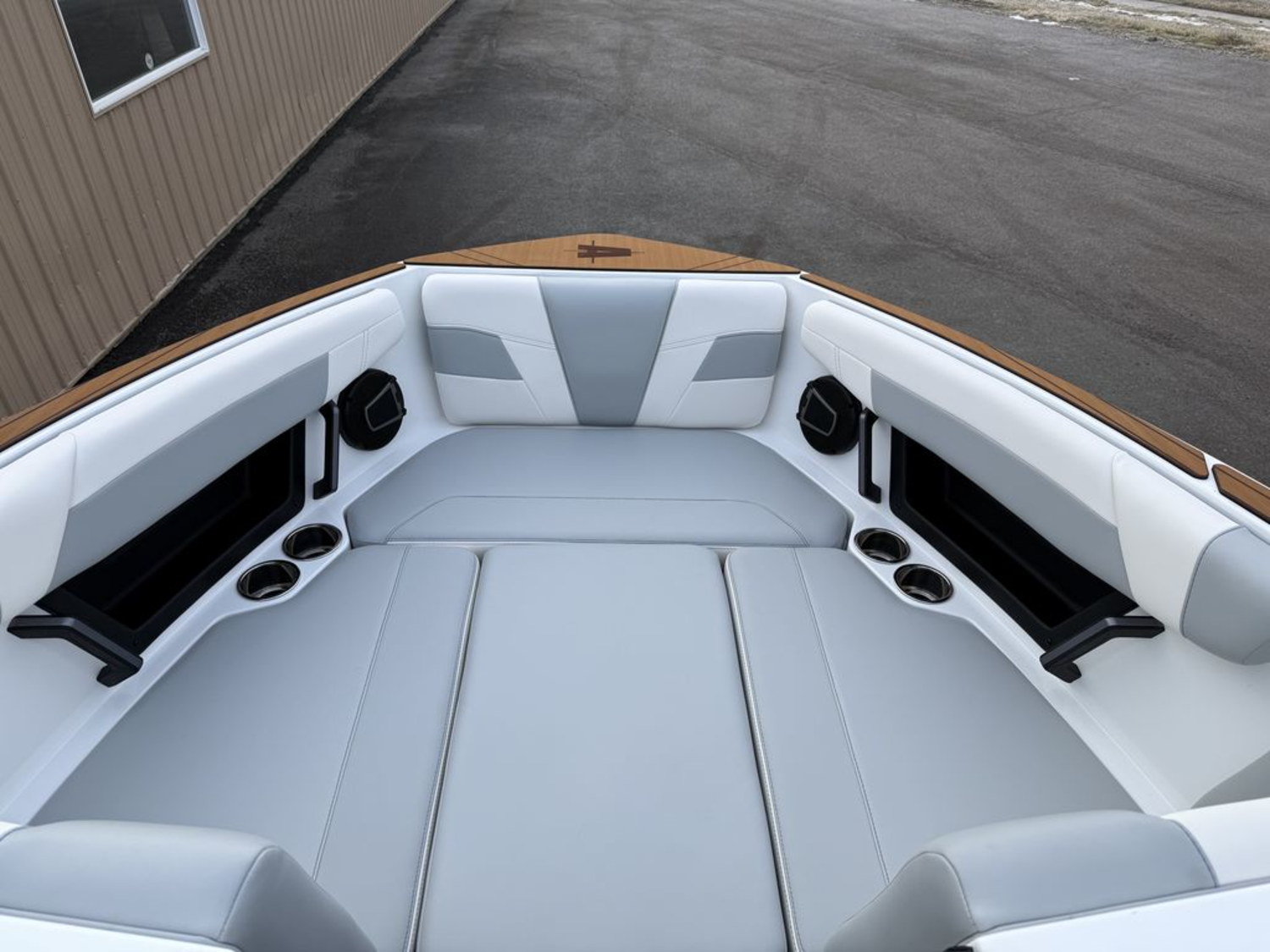 2026 Axis Wake Research T250