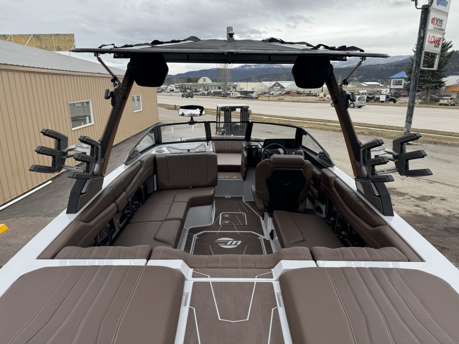 2026 Malibu Boats 22 LSV