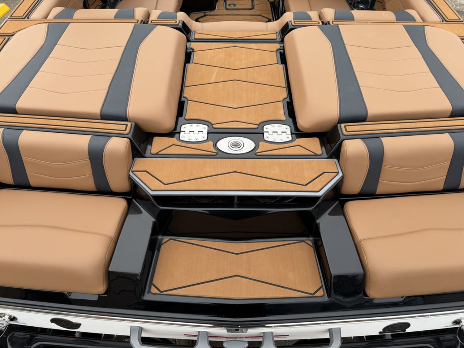 2026 Malibu Boats 22 MXZ