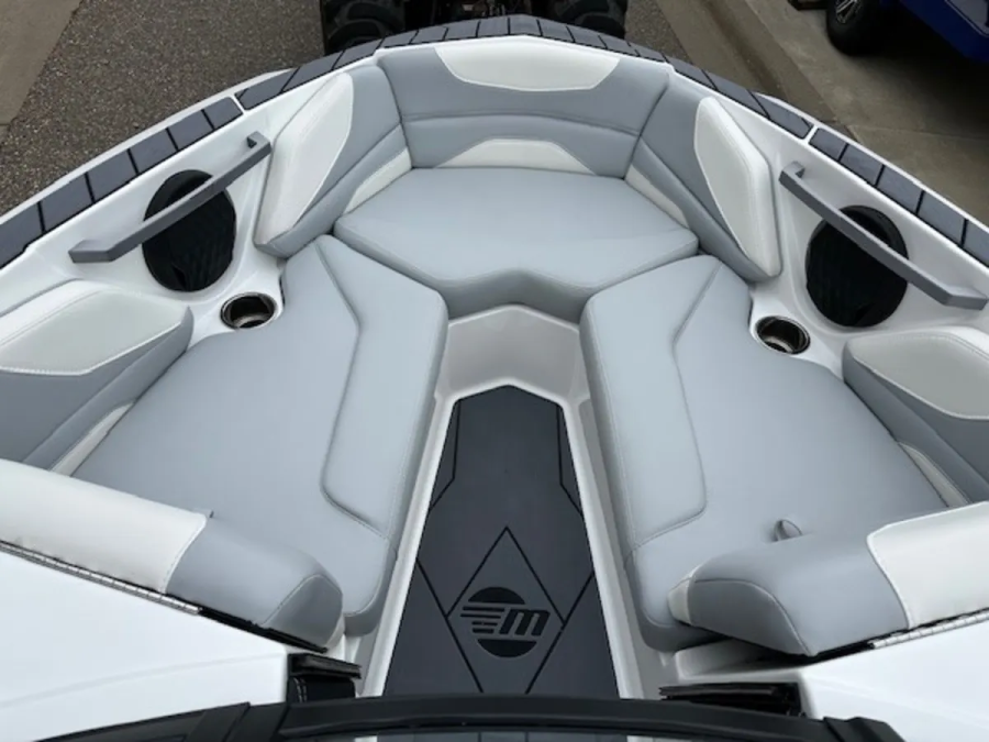 2025 Malibu Boats Response TXI for sale in Excelsior, Minnesota