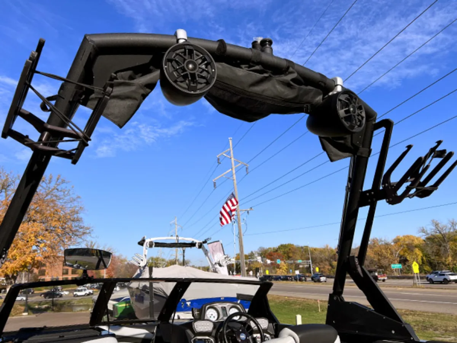 2020 Axis Boats A24 for sale in Excelsior, Minnesota