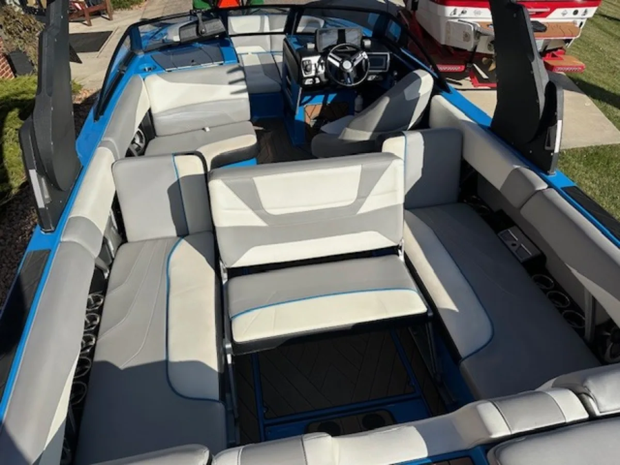 2018 Malibu Boats Wakesetter 24 MXZ for sale in Excelsior, Minnesota