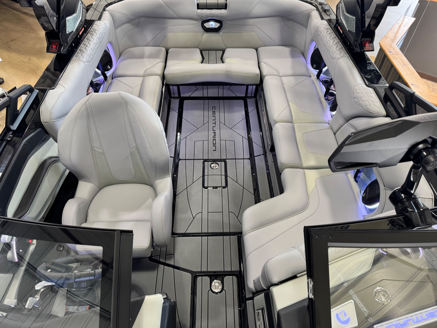2026 Centurion Ri230